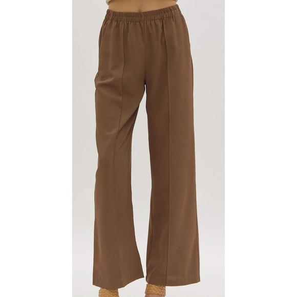 Entro - High Waisted Shorts